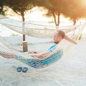 Benefits of working/elearning from the beach